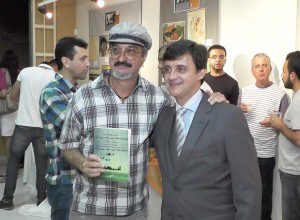 O cartunista Edra também prestigiou o lançamento do livro do professor José Geraldo Batista