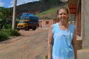 Claudicéia Lemos da Fonseca, uma das moradoras beneficiadas com a construção da nova Unidade de Saúde