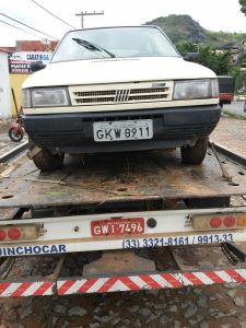 Veículo foi encontrado na Rua Sebastião Lourenço