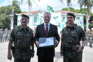 Homenagem aconteceu na manhã de ontem