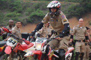 Motocicleta é mais nova ferramenta para o trabalho policial