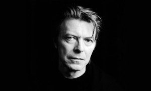 Bowie nunca seguiu tendências e criou um estilo próprio