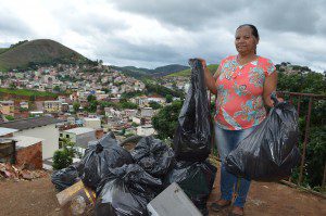 Irene Campos de Oliveira mobilizou a comunidade para a realização do mutirão de limpeza