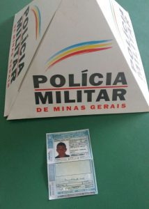 Carteira apresentada pelo motorista