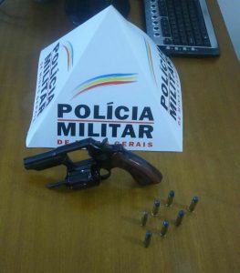 Arma e munições apreendidas em Imbé de Minas