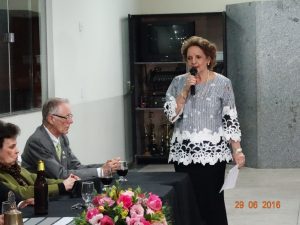 Heloísa Chálabi homenageou o ex-presidente Ozeas e o presidente empossado, Celestino Barcelar
