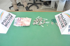 Material apreendido pela equipe do Tático Móvel