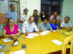 Doctum Caratinga e CDL firmam parceria