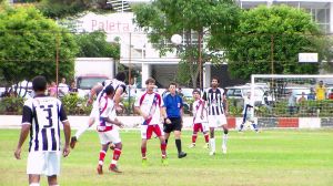 foto coluna abrindo o jogo