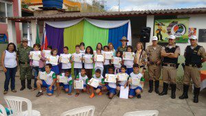 Alunos receberam os certificados