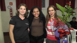 Palestrante recebe homenagem