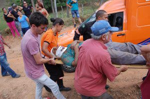 ACIDENTE  MG 329 CURVA ENGENHEIRO 026
