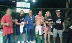 Ratinho e equipe comemoram resultado