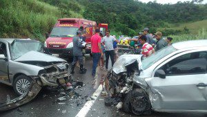 Colisão frontal resultou na morte de um motorista